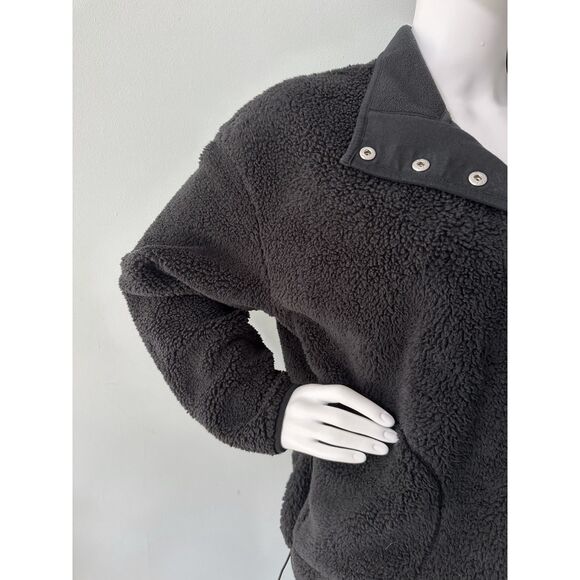 Ugg Black Atwell Sherpa Half Snap Front Pullover Fleece Jacket size Medium - Picture 5 of 8